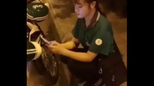 Địt em gái chạy grab cực xinh